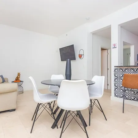 Miami Downtown Modern Apartment - 5 Minutes To Wynwood - 10 Minutes To South Beach